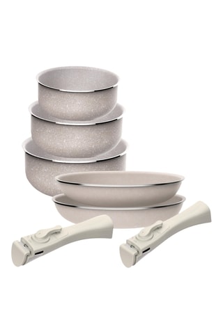 3 tachos e 2 frigideiras