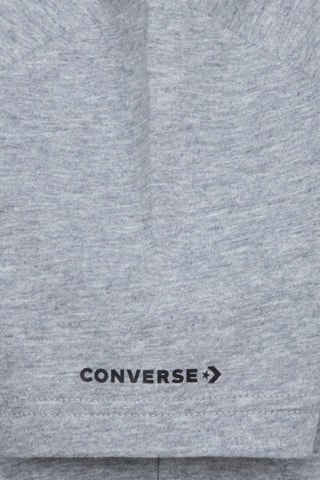 T-shirt e pantaloni sportivi   - Nero