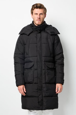 Anorak con capucha  - Negro