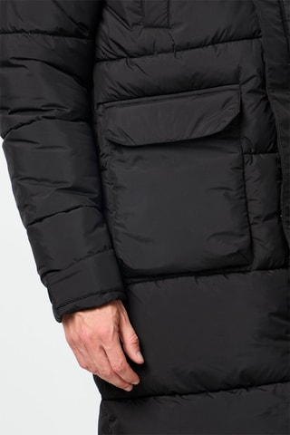 Anorak con capucha  - Negro