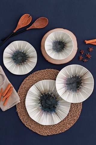 Service en porcelaine - 24 pièces