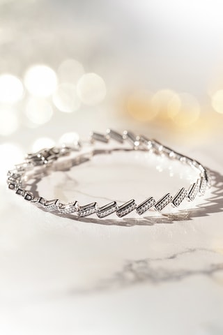 Pulseira Toucher droit au coeur Ouro branco e diamantes