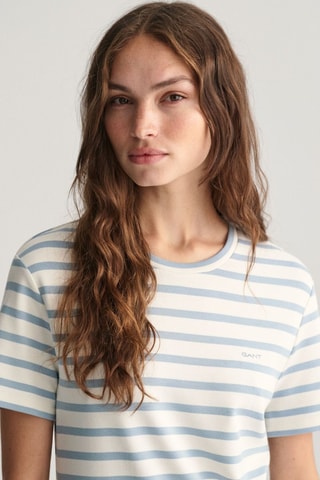 T-shirt - Branco e azul-claro