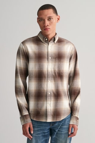 Camisa regular - Castanho