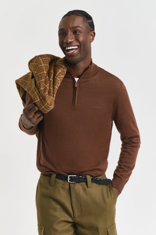 Camisola regular em lã merino - Castanho