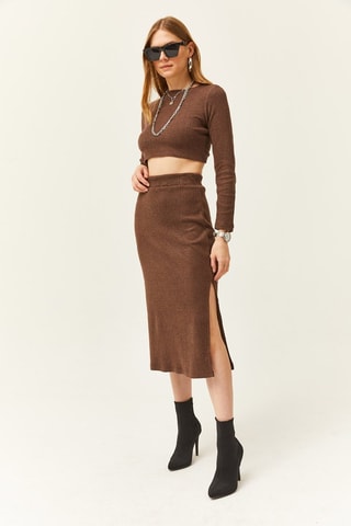 Crop top e saia direita cintura subida - Castanho