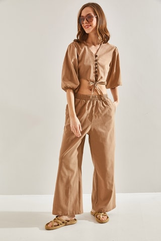 Crop top e calças - Camel