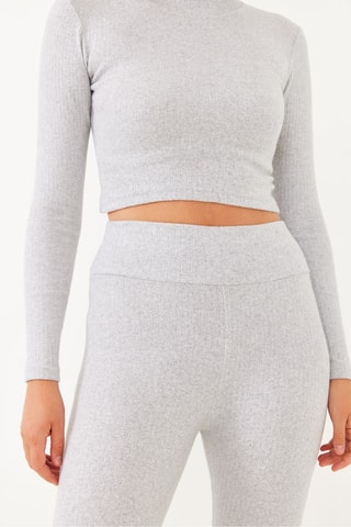 Crop top e leggings - Cinzento-claro