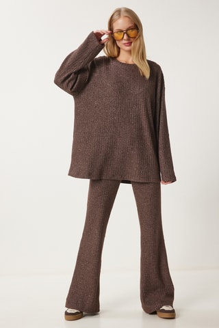Blusa e calças - Castanho