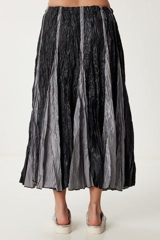 Saia comprida - Preto