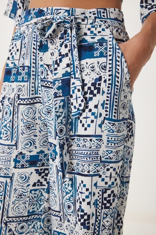 Crop top e calças wide legs - Branco