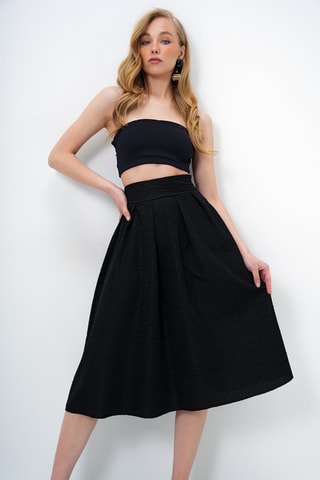 Saia midi de cintura subida - Preto