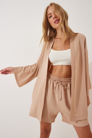 Quimono e calções - Nude