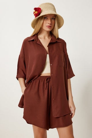 Camisa e calções de linho - Castanho