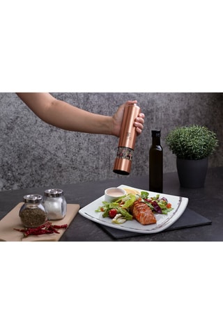 2 macinapepe e sale elettrici in acciaio inossidabile e ceramica Metallic Line