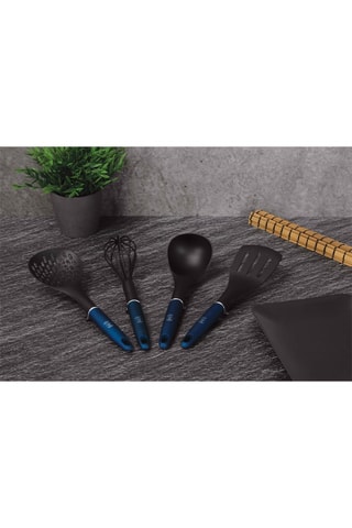 4 utensili da cucina