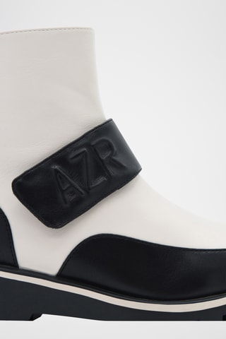 Enkellaarzen - zwart en ivoorkleurig