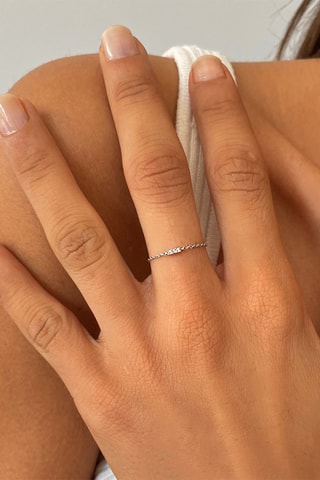 Bague - Or blanc et diamants