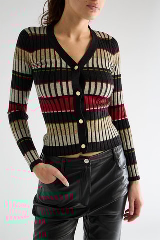 Gillet Vivian - Noir et rouge