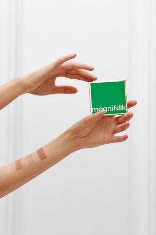 Duo Bronzer en Highlighter On veut de la lumière ! 01 Paris - 2 x 4,5 g 