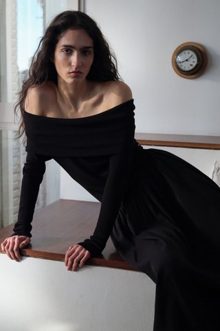 Robe épaules dénudées en tissu combiné - Noir