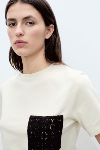 T-shirt manches courtes poche en crochet - Beige