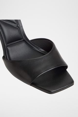 Mules à talons en cuir Jennifer - Noir