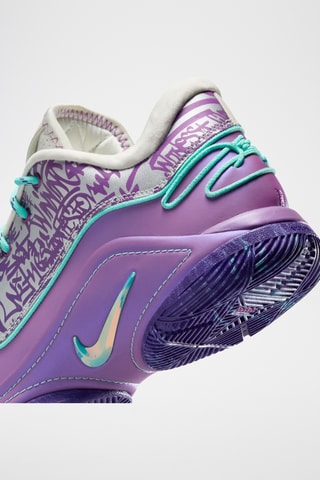 Nike LeBron James LeBron XXII - Violet