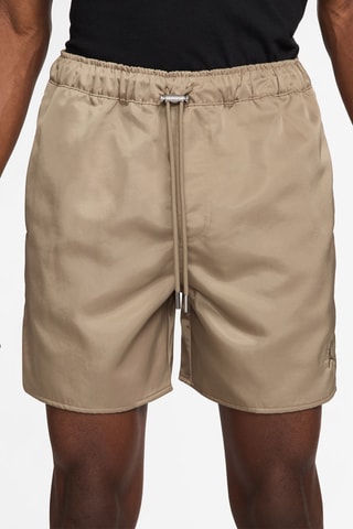 Short Essentials - Camel