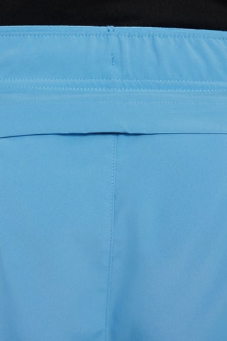 Short - Ciel et noir