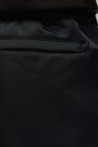 Short Essentials - Noir