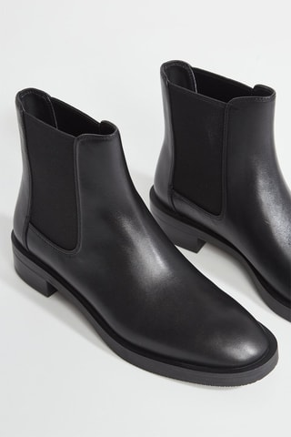 Botines Chelsea de piel - Negro