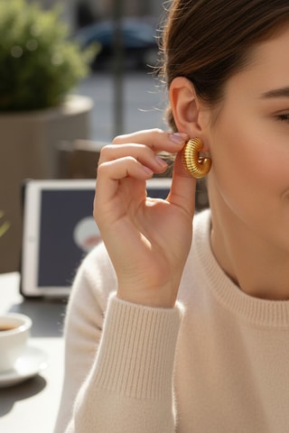 Créoles dorées à l’or fin jaune Eodace