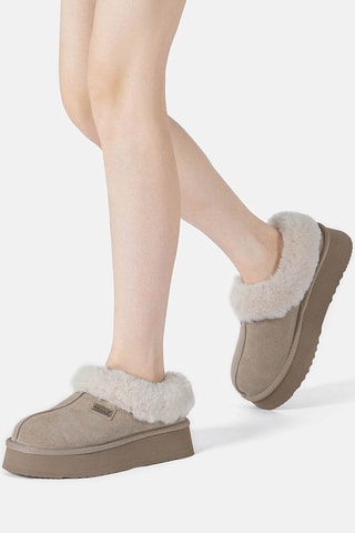 Zuecos de nobuk forrados con plataforma Topknot - Beige