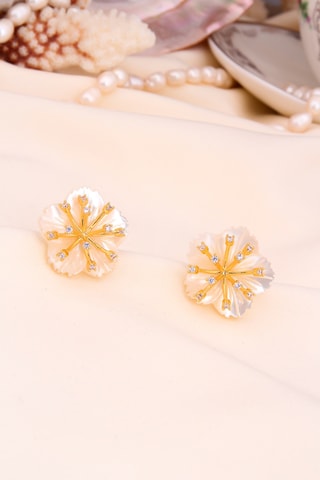 Brincos - Banhado a ouro amarelo e madrepérola