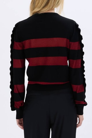 Pull en laine -Noir et rouge