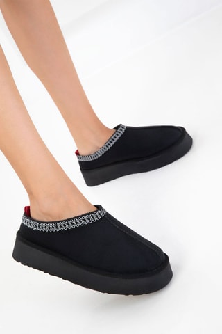 Zuecos forrados con plataforma - Negro