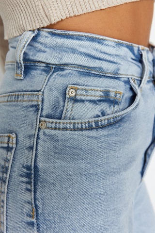 Vaquero wide leg de tiro alto - Celeste