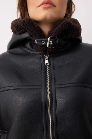 Chaqueta con capucha - Negro