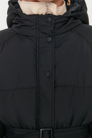Anorak con capucha - Negro