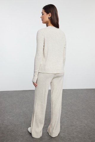 Jersey y pantalón de tiro alto - Beige