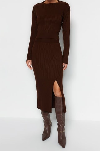 Jersey y falda - Marrón