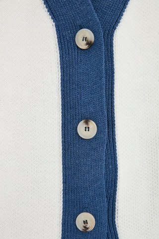 Cárdigan y pantalón wide leg - Blanco e índigo