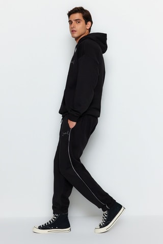 Sudadera y pantalón de chándal - Negro