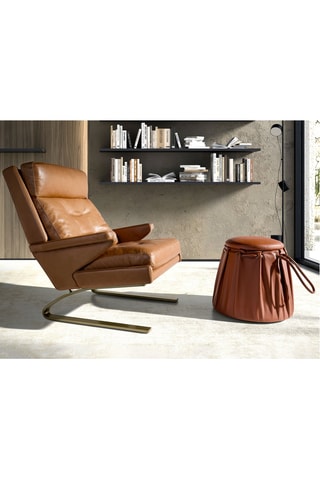 Cadeirão em couro - Camel