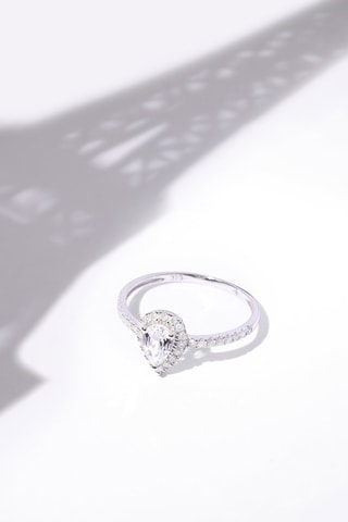 Anel Pescara - Ouro branco, diamantes 0,202 quilates/32 e topázio 0,825 quilates/1