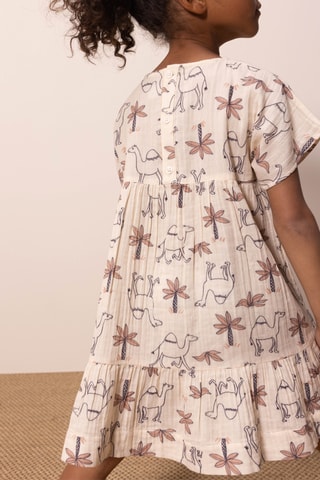 Robe à manches courtes. Blanc