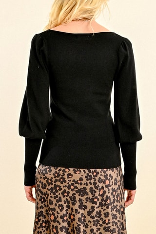 Pull - Noir - Molly Bracken