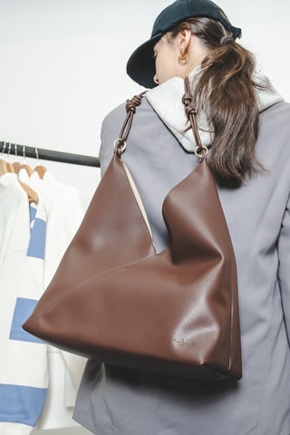 Mala de ombro em couro Gwen - Toupeira