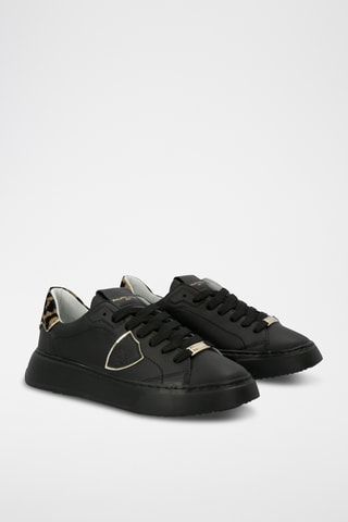 Sapatilhas em couro - Preto